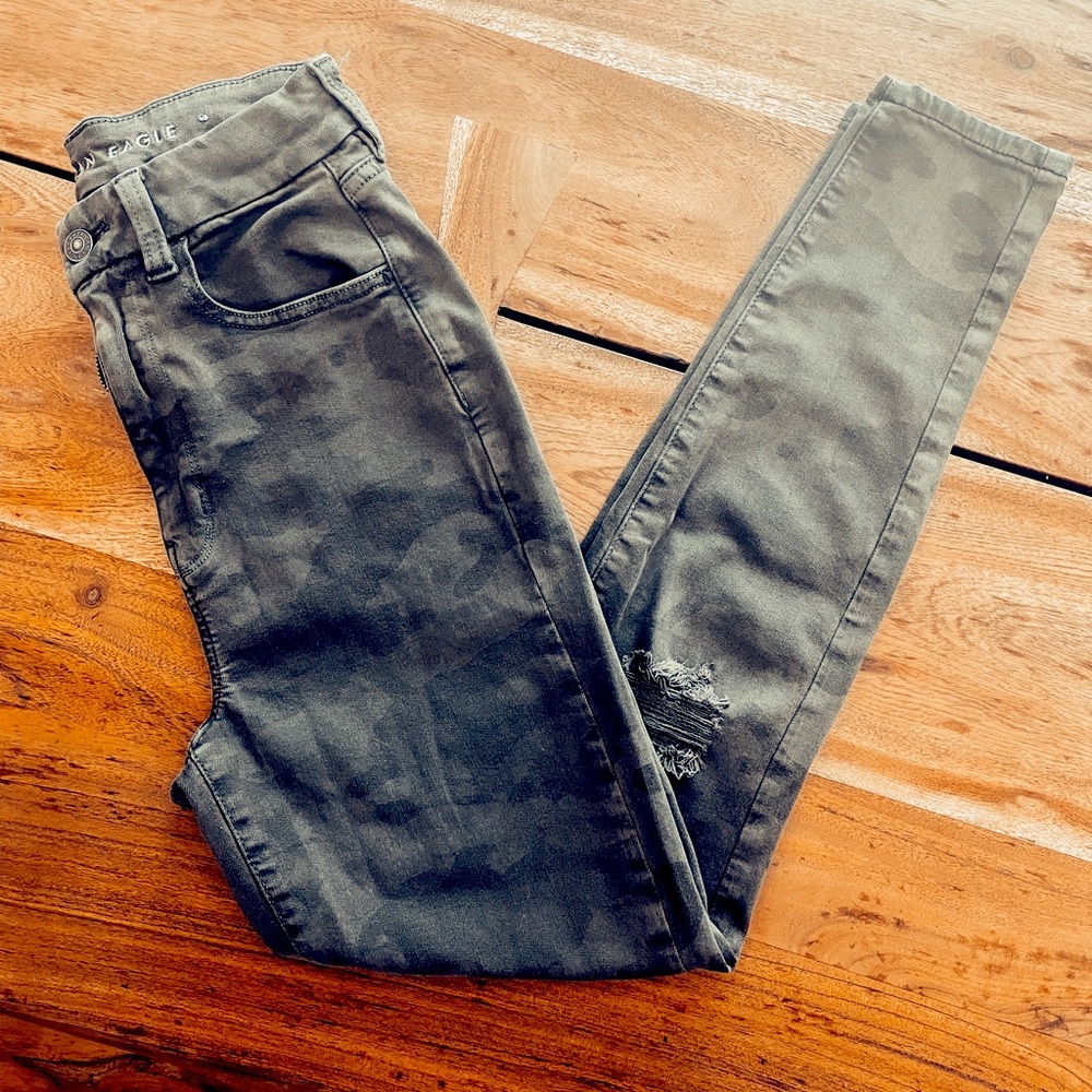 Camo print skinny jeans